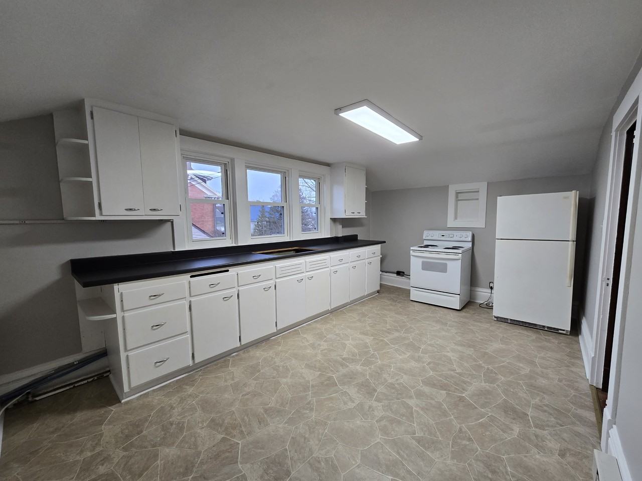 555 Alpine St #557 - Photo 4 of 11