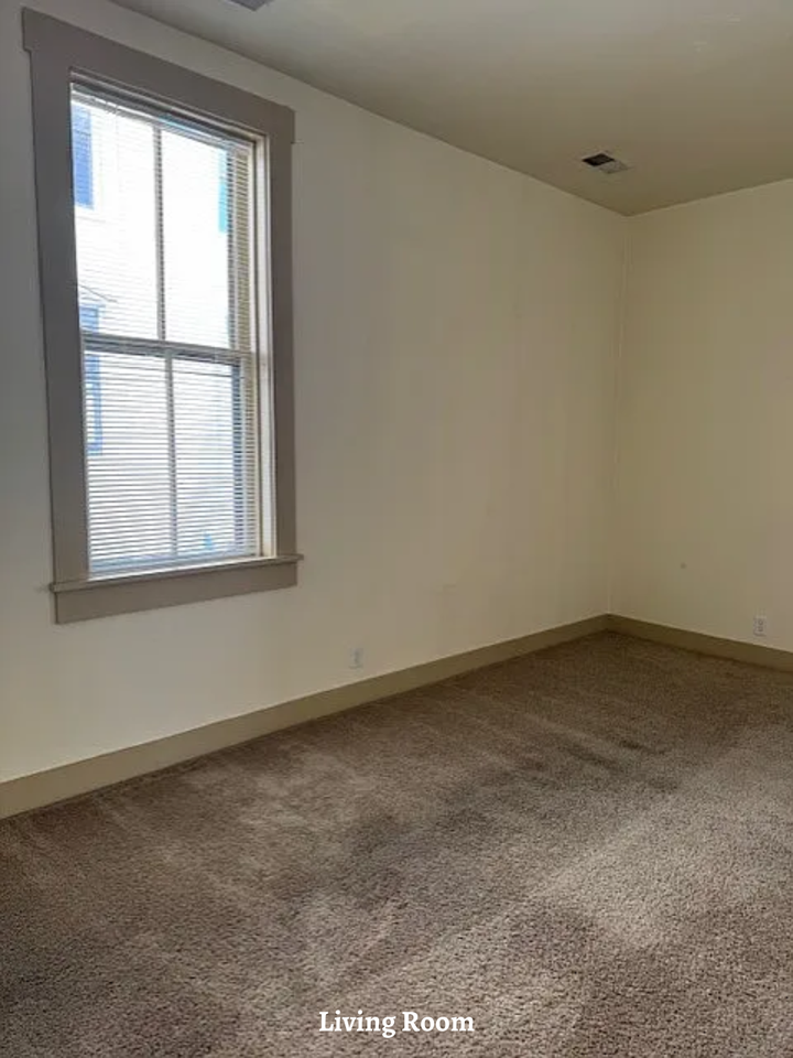 409 6th St #B - Photo 7 of 14