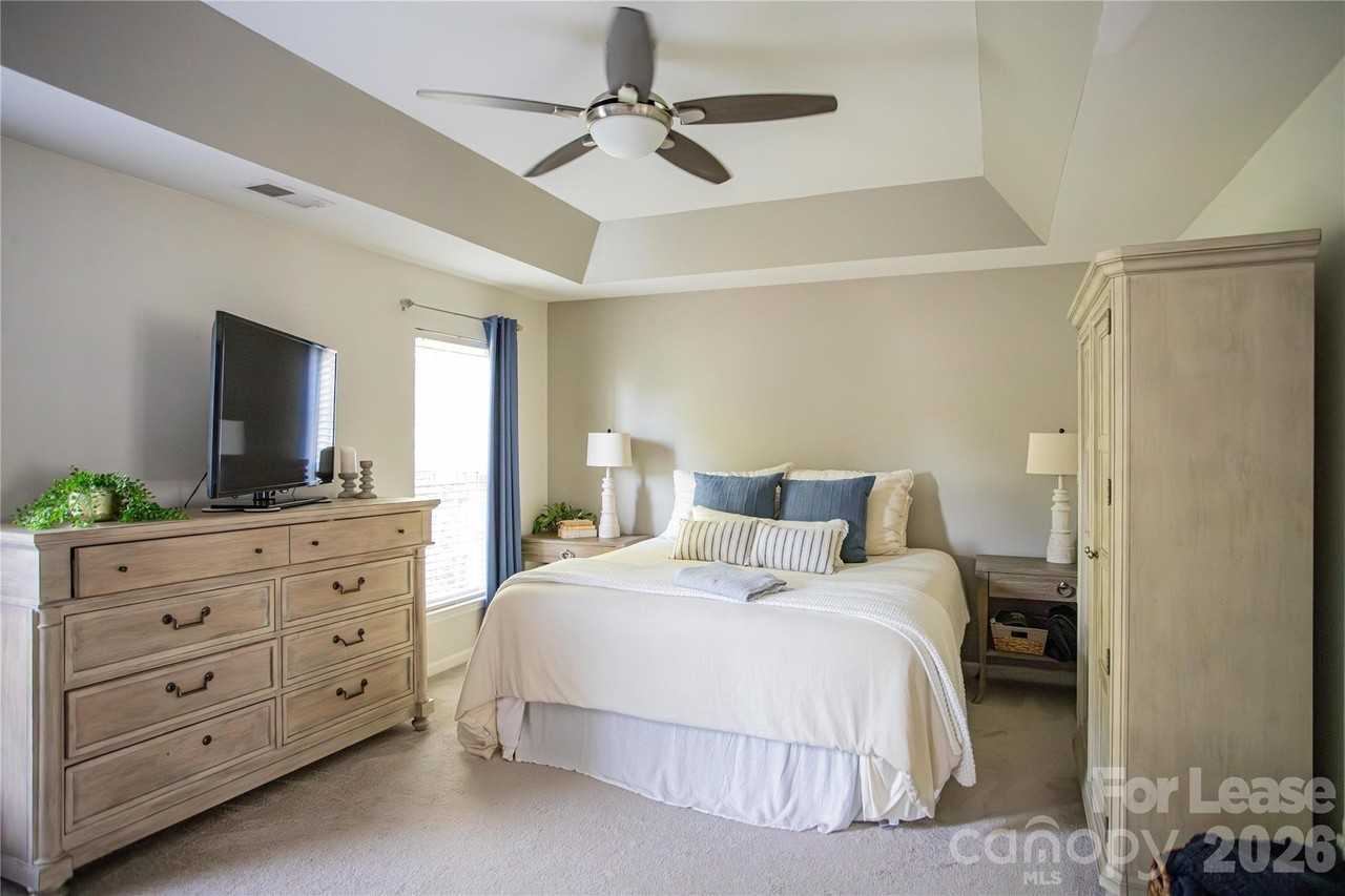 615 Circle Trace Rd - Photo 3 of 16