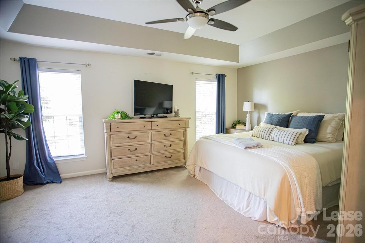 615 Circle Trace Rd - Photo 4 of 16