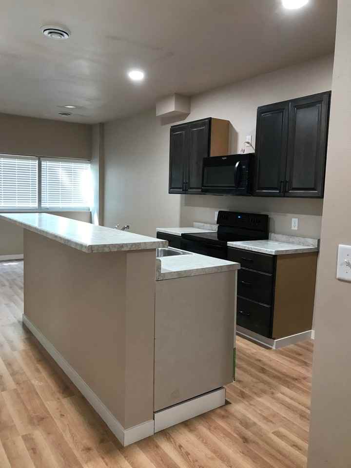 810 4th Ave S #138 - Photo 3 of 9