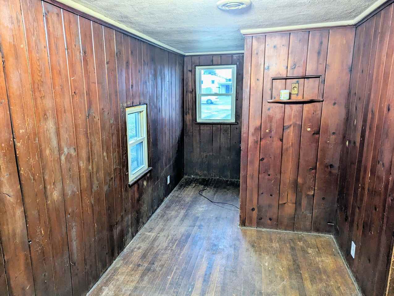 15 W 10th St #19 - Photo 5 of 7