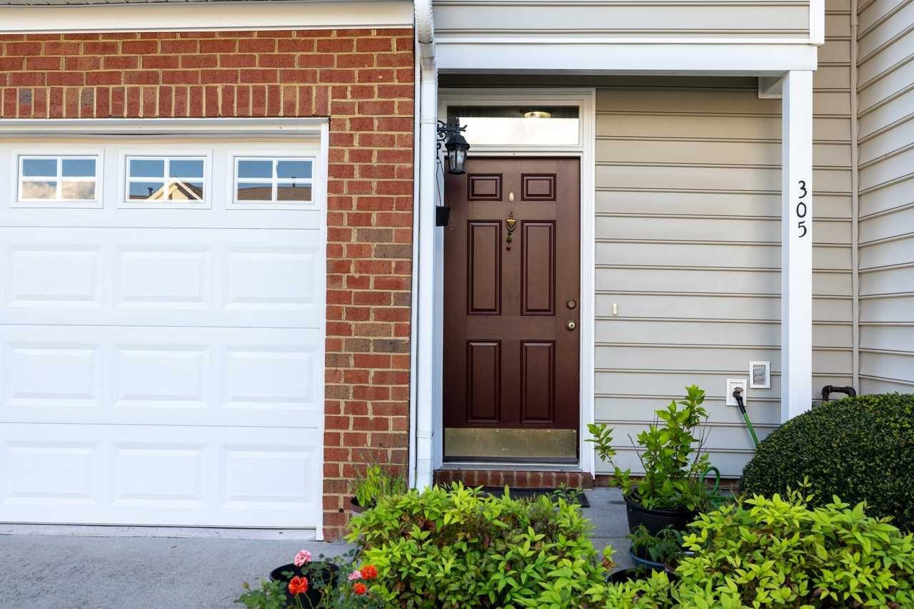 305 Jamerson Ct #1 - Photo 3 of 22