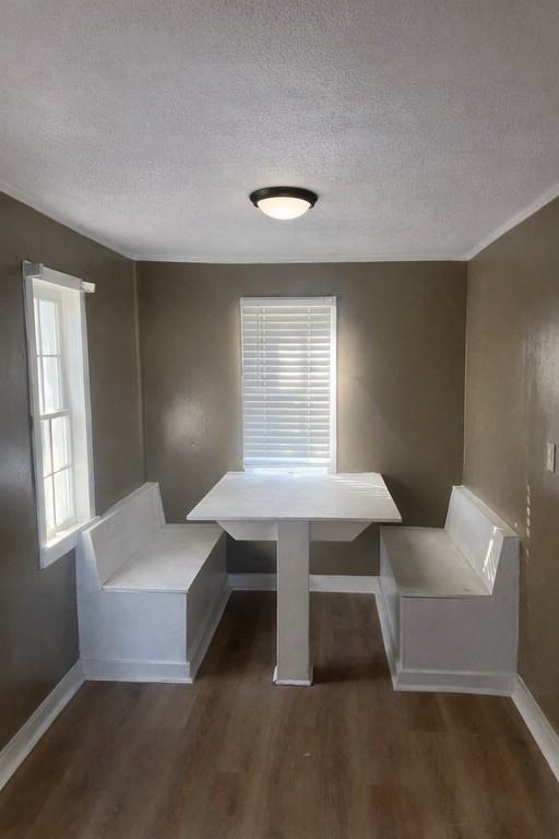 1605 West St #B - Photo 3 of 4