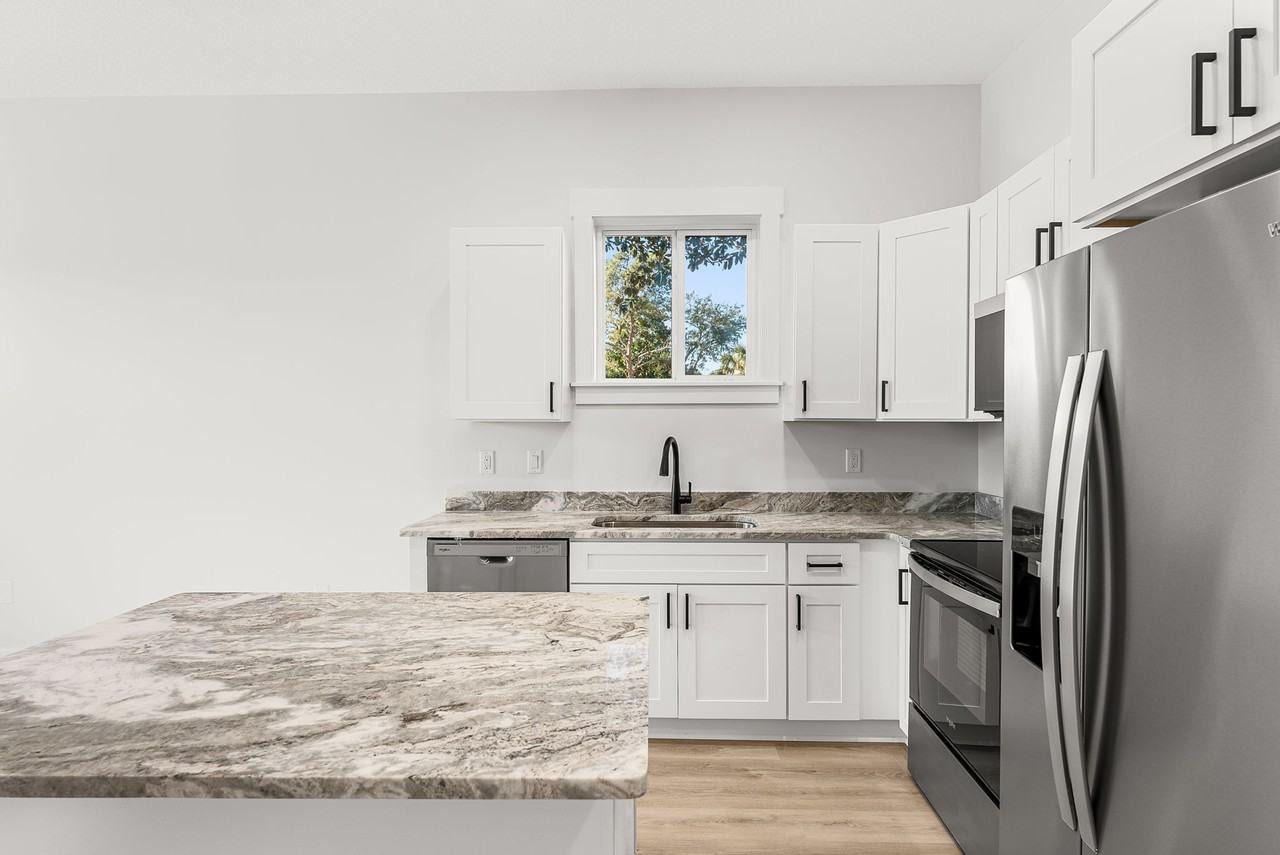 100 Water Oak Ct - Photo 5 of 15