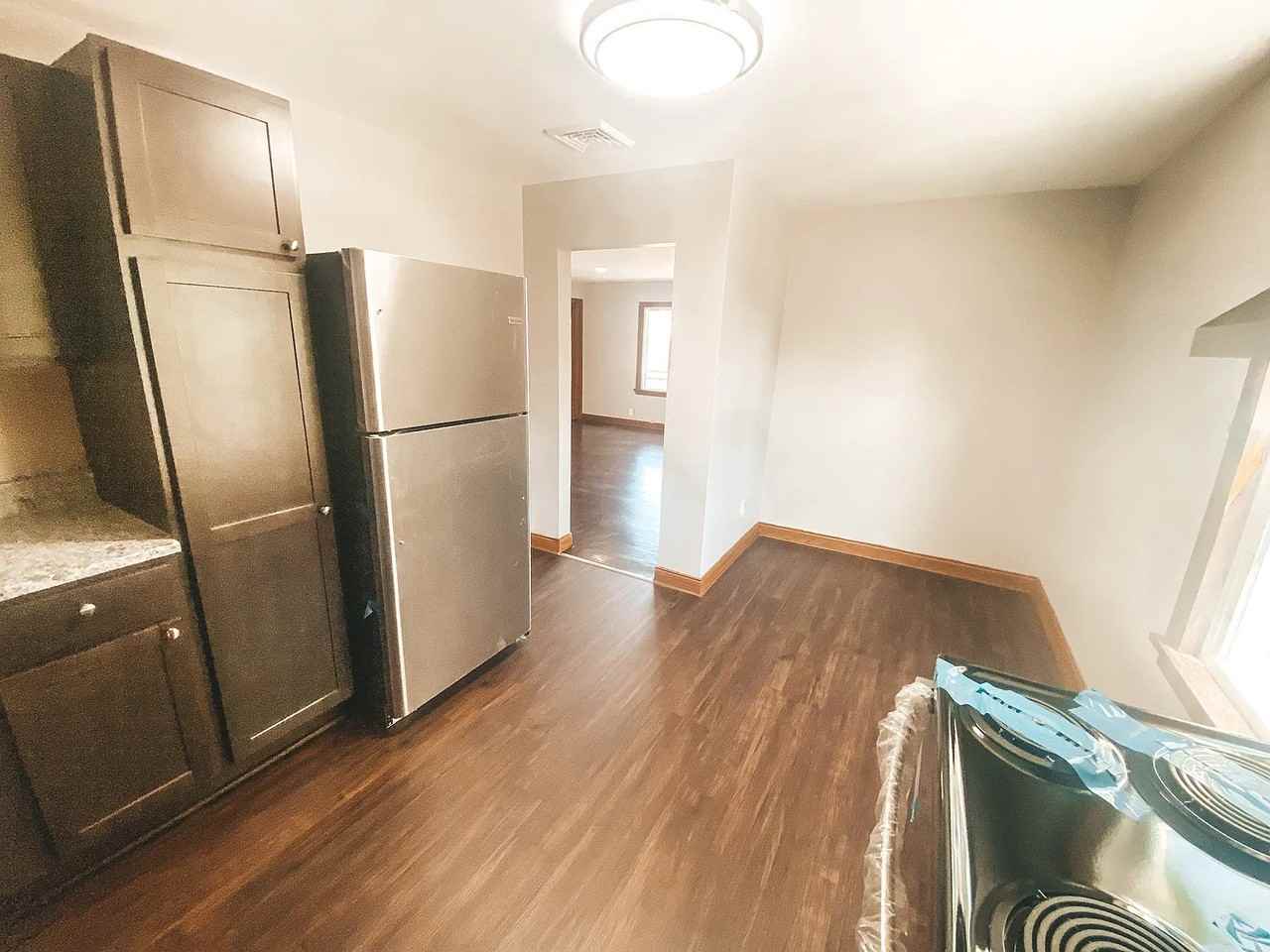 110 W Main St #2F - Photo 5 of 13