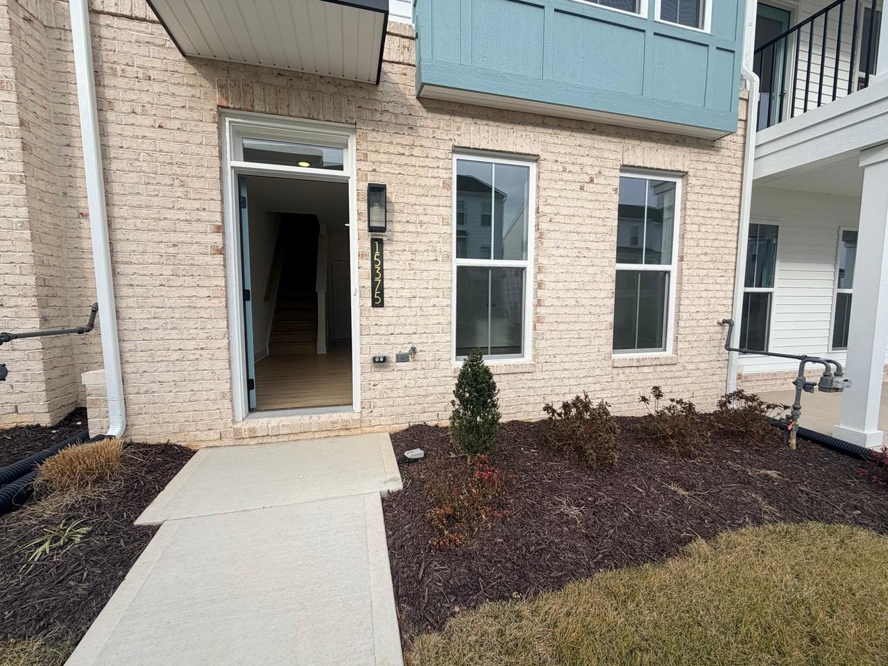 15375 Sunray Aly #1 - Photo 3 of 19