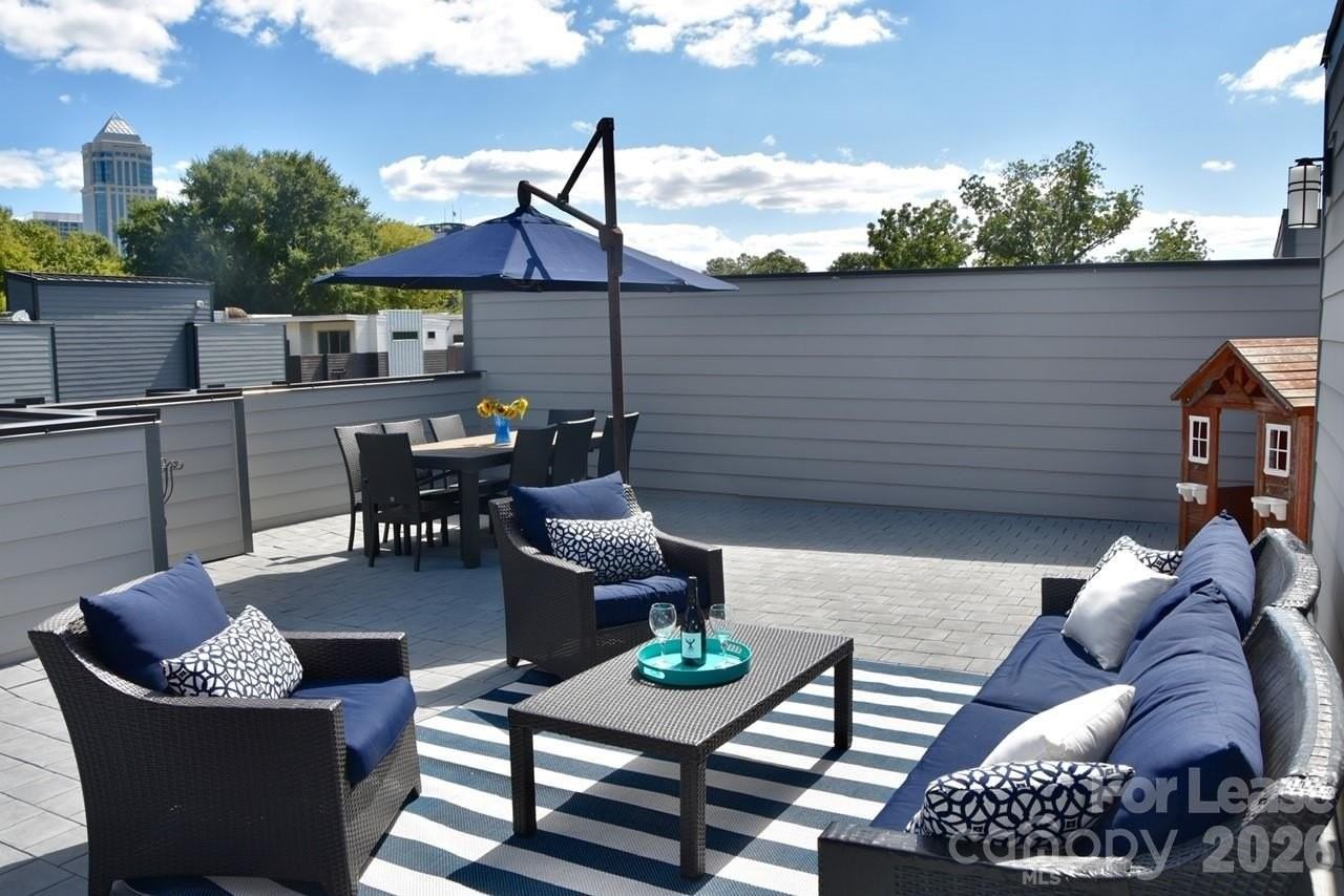 916 Westbrook Dr Unit B #B - Photo 5 of 34