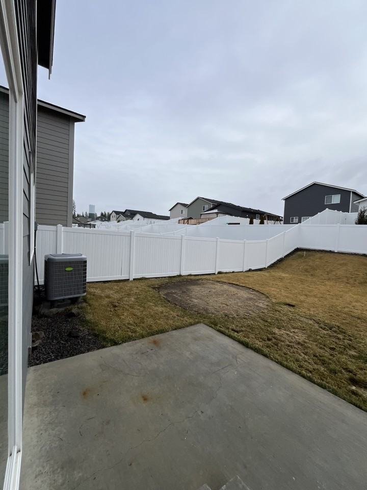 4501 W Bedford Ave - Photo 4 of 23