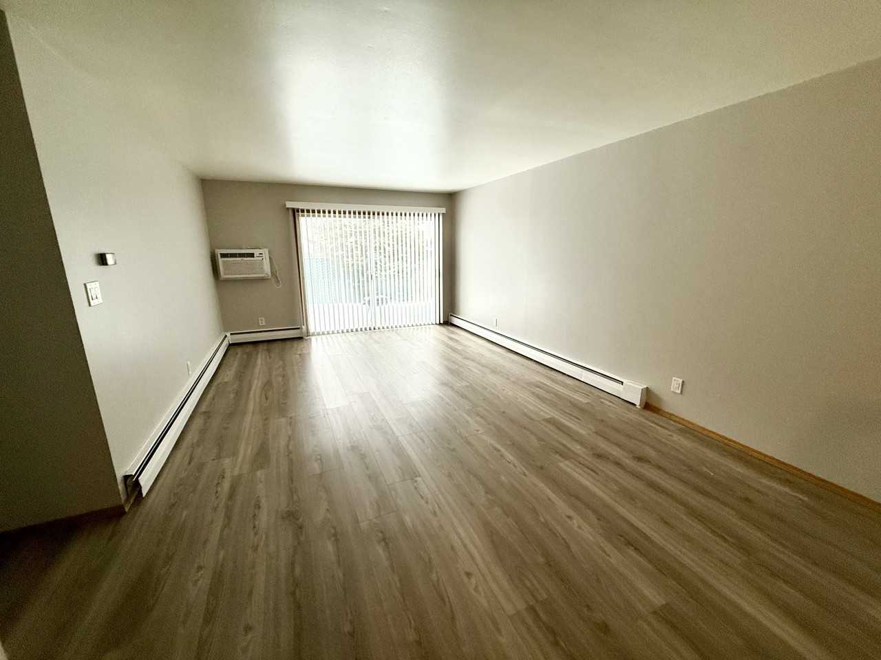 1455 Sheridan Rd #3 - Photo 3 of 7