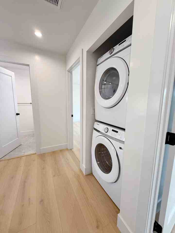 129 N Vendome St #129 - Photo 5 of 14