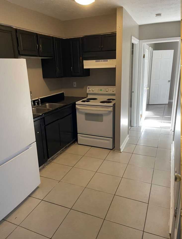 4647 Glenway Ave #1 - Photo 3 of 6