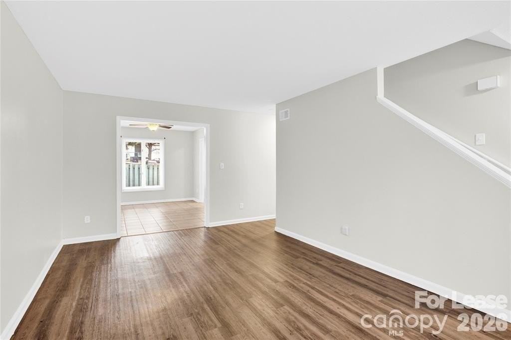 1921 Mereview Ct #34 - Photo 4 of 24