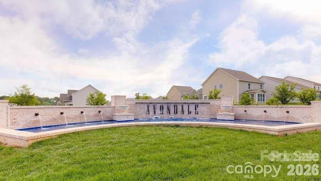 2204 Cologne Ln - Photo 3 of 22