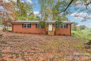 530 11th Street Pl Sw - Photo 1 of 1