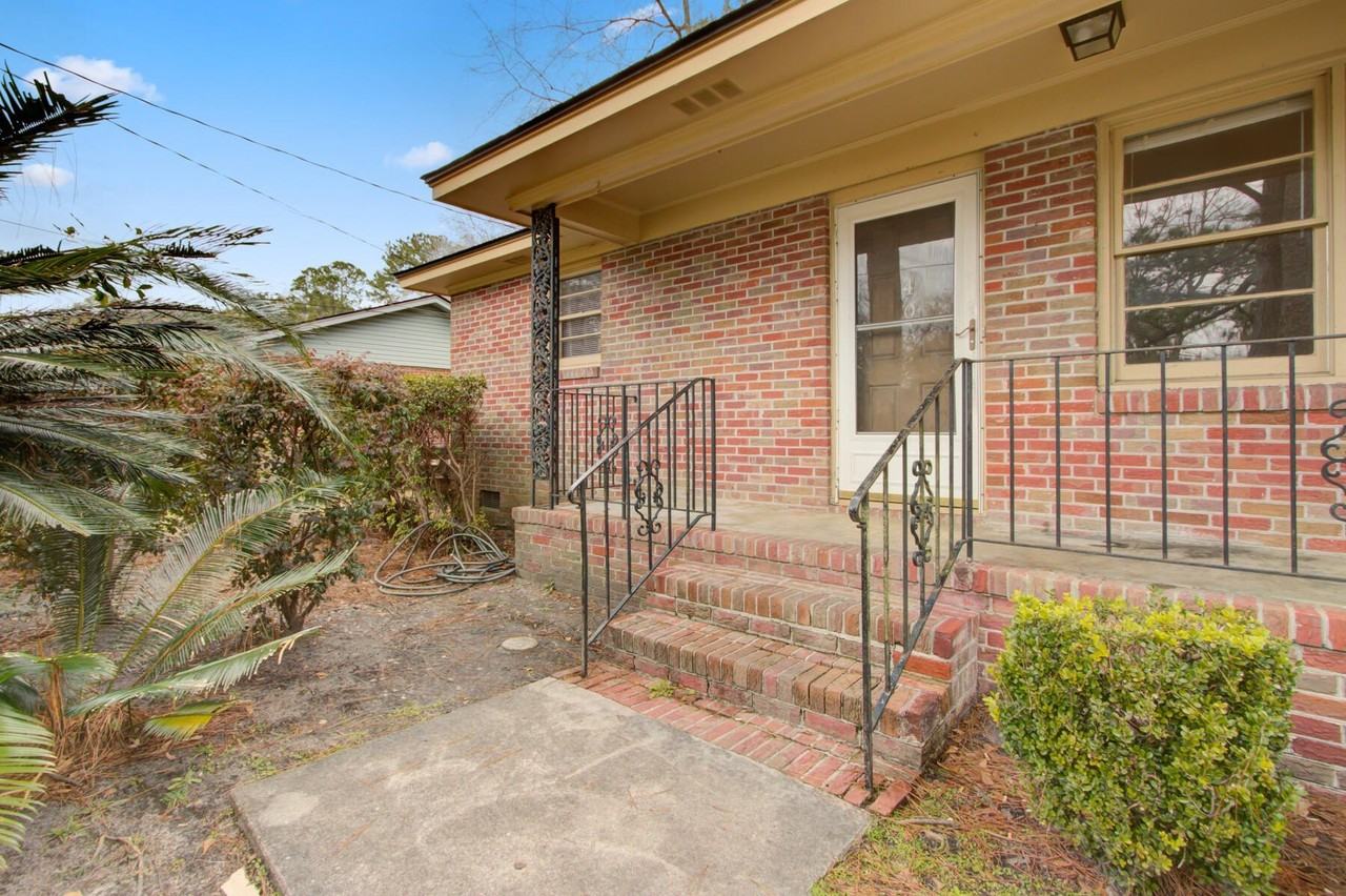 408 Cleveland St - Photo 5 of 24