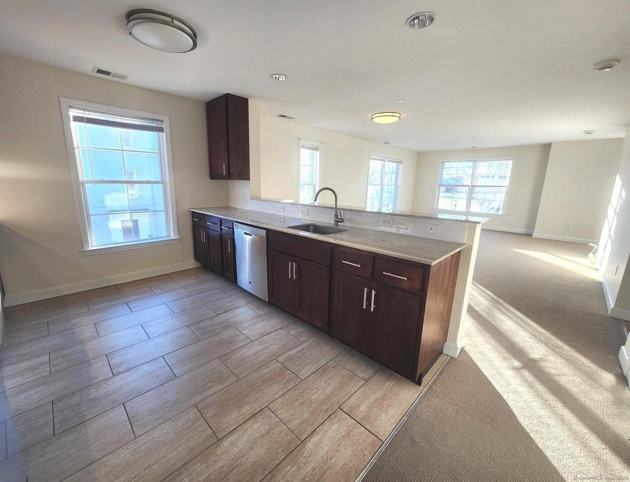 60 Merrell Ave Unit 60 #60 - Photo 3 of 19