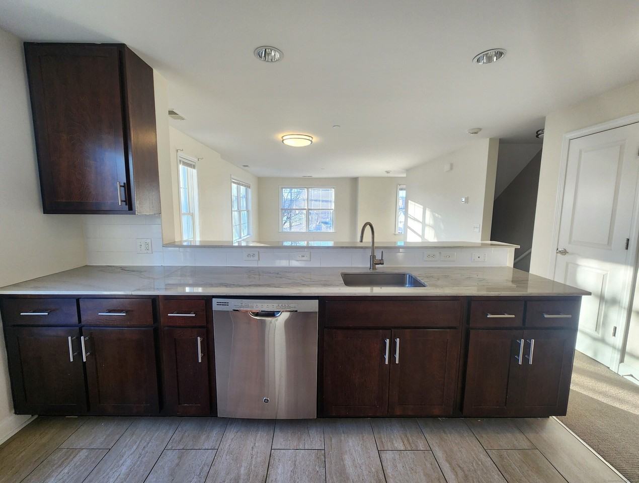 60 Merrell Ave Unit 60 #60 - Photo 5 of 19