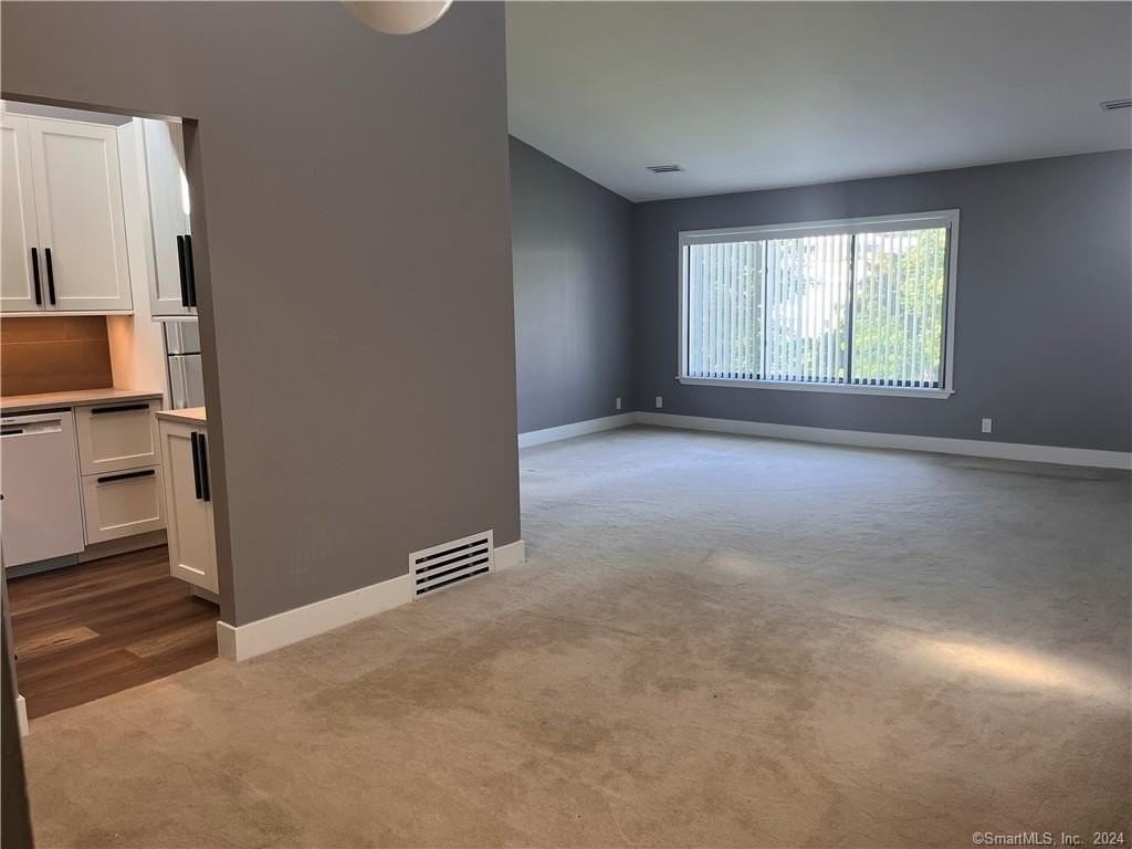 60 Olcott Way Unit 60 #60 - Photo 3 of 31