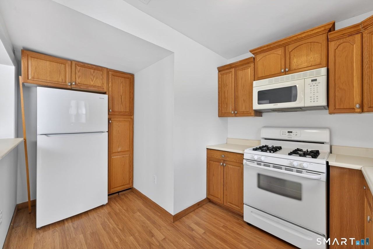 155 Cottonwood Rd Unit 155 #155 - Photo 2 of 27