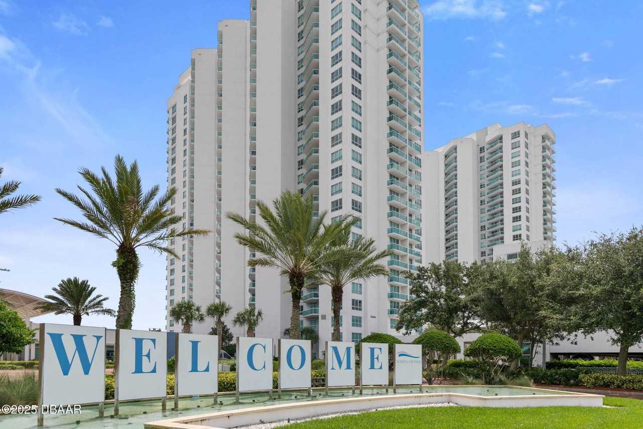 231 Riverside Dr Unit 304-1 #304-1 - Photo 2 of 50