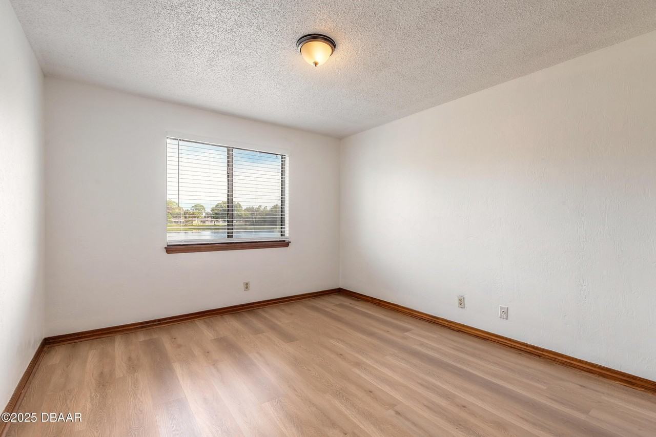 120 Lakewood Village Cir - Photo 5 of 36