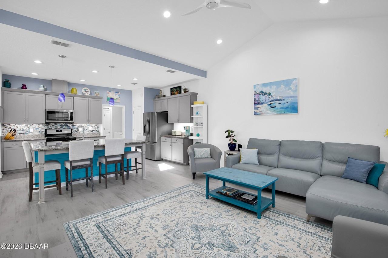 533 Margaritaville Ave - Photo 5 of 43