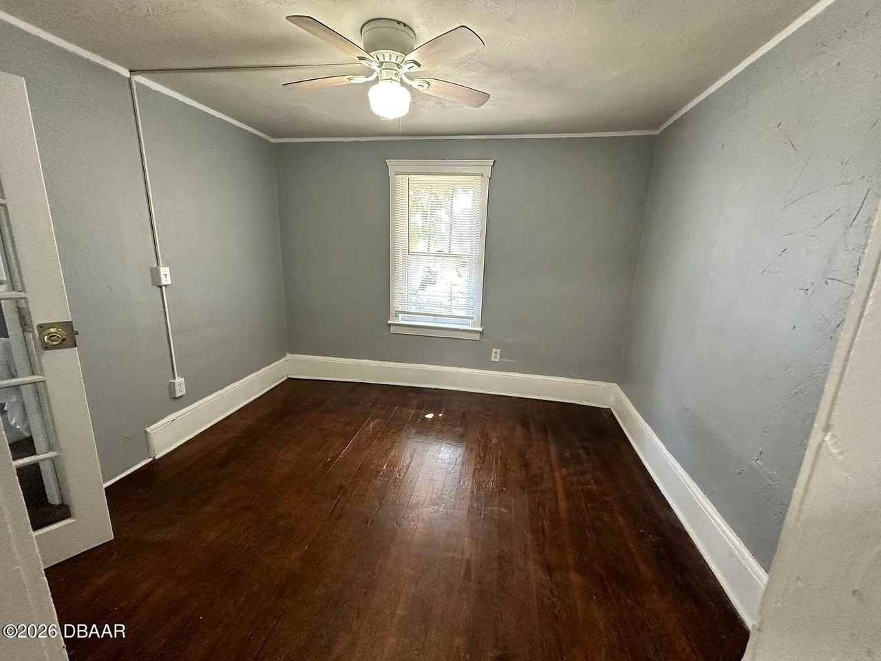 827 N Oleander Ave Apt 2 #2 - Photo 5 of 13