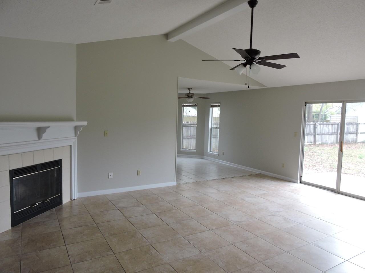 133 W Old Mill Way - Photo 3 of 21