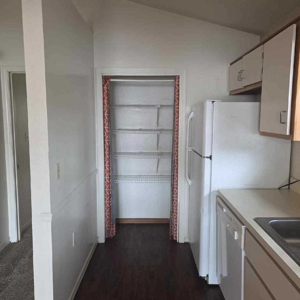 943 Central Ave Unit C #C - Photo 6 of 6