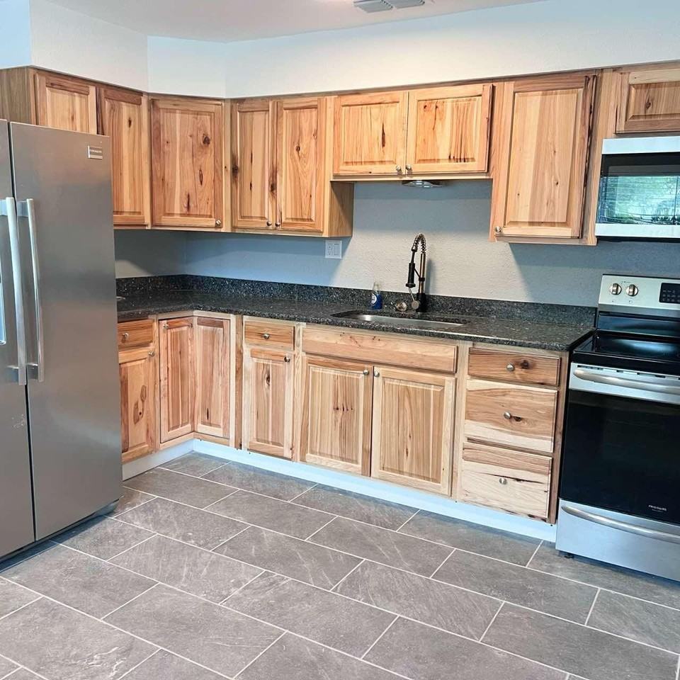 121 Harbeson Ave Se - Photo 3 of 19