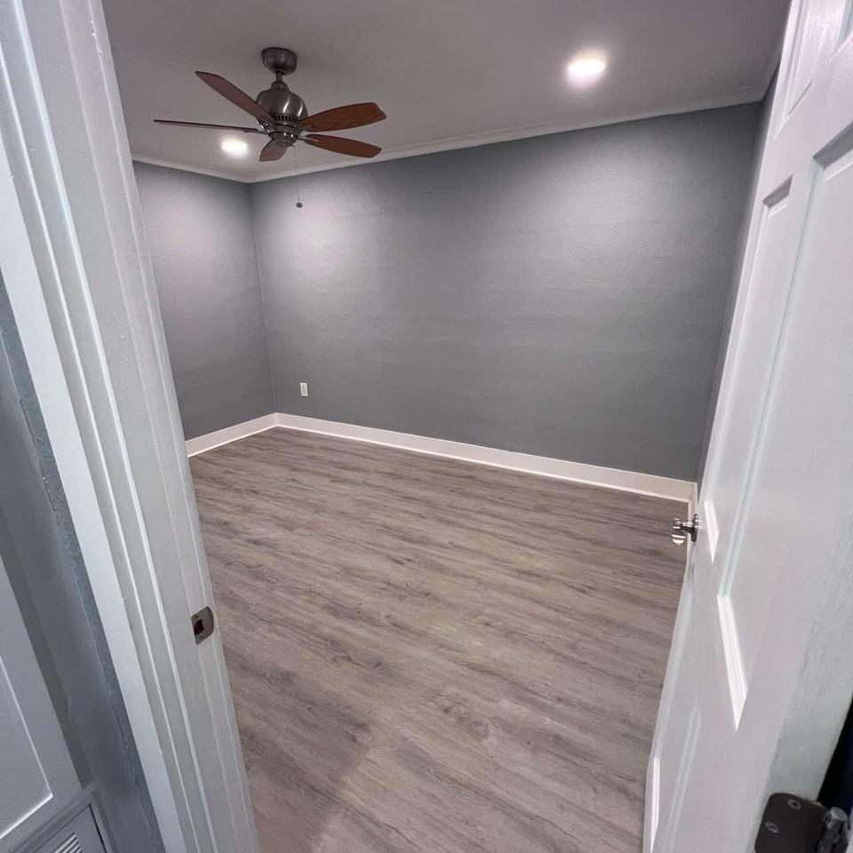 121 Harbeson Ave Se - Photo 4 of 19