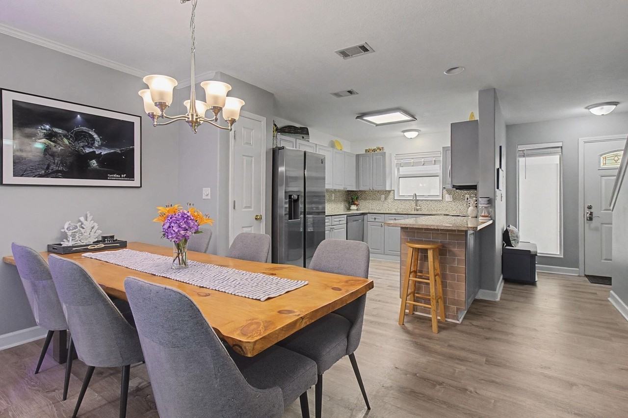 234 Pelican Pl Unit 6 #6 - Photo 7 of 27