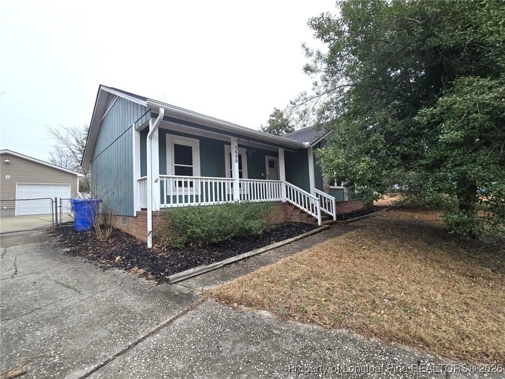 5600 Woodlake Ct - Photo 2 of 39