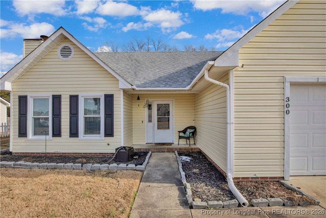 300 Riverwind Dr - Photo 3 of 25