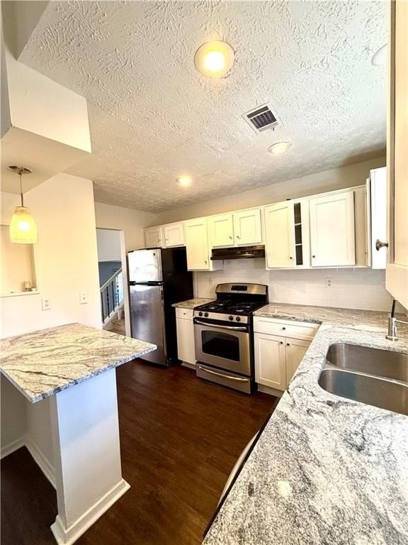 170 Arborfield Way - Photo 4 of 15