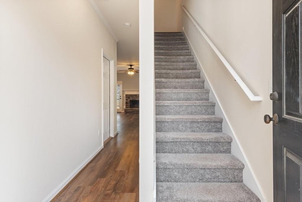 154 Cypress Ct - Photo 4 of 32