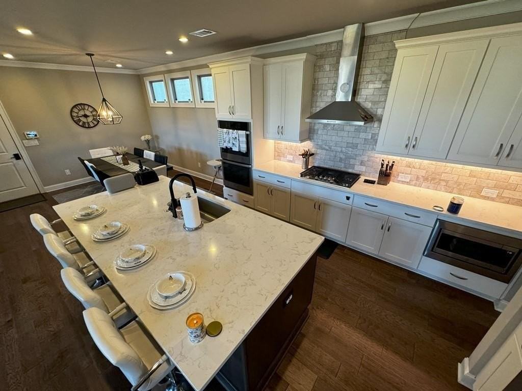 610 Central Park Overlook - Photo 6 of 43