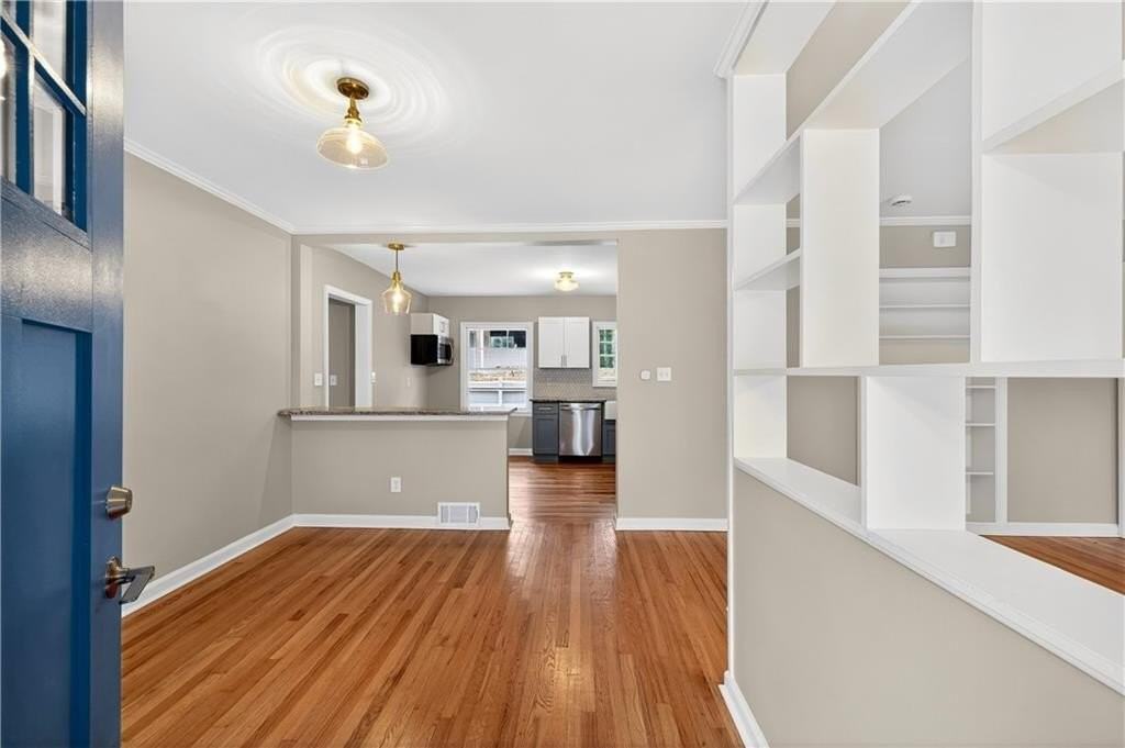 2907 Cloverhurst Dr - Photo 2 of 29