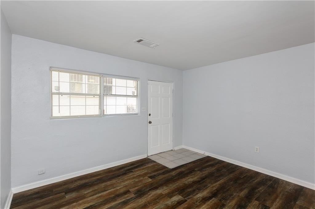 560 Winton Ter Ne Unit 1 #1 - Photo 3 of 21