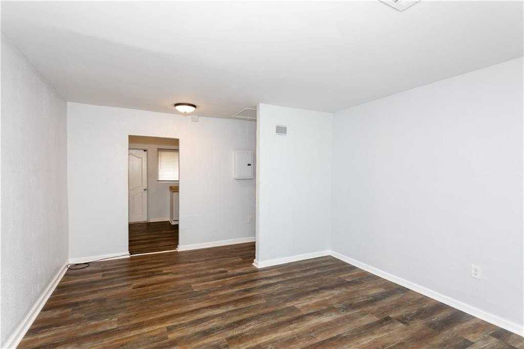 560 Winton Ter Ne Unit 1 #1 - Photo 4 of 21