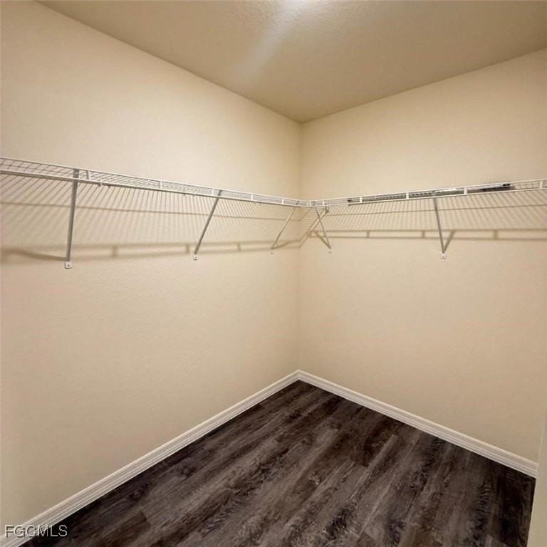 575 Oakshire Ln - Photo 7 of 12