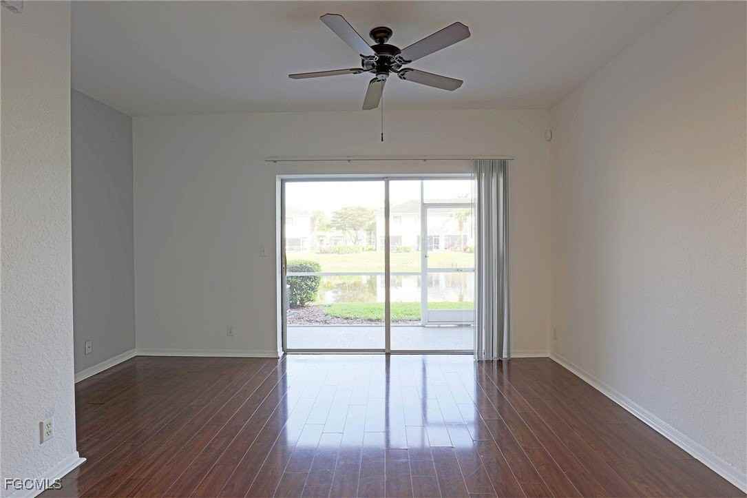 10033 Spyglass Hill Ln - Photo 7 of 21