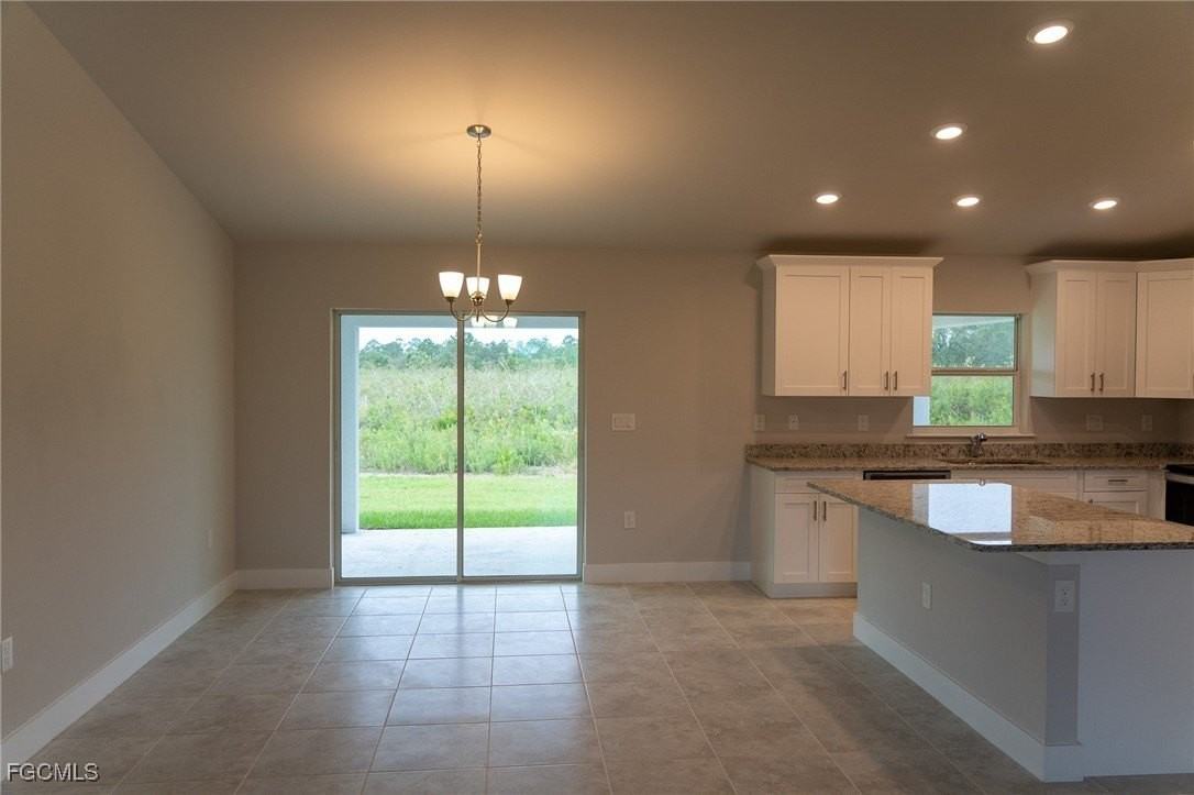 409 Moore Ave - Photo 4 of 13