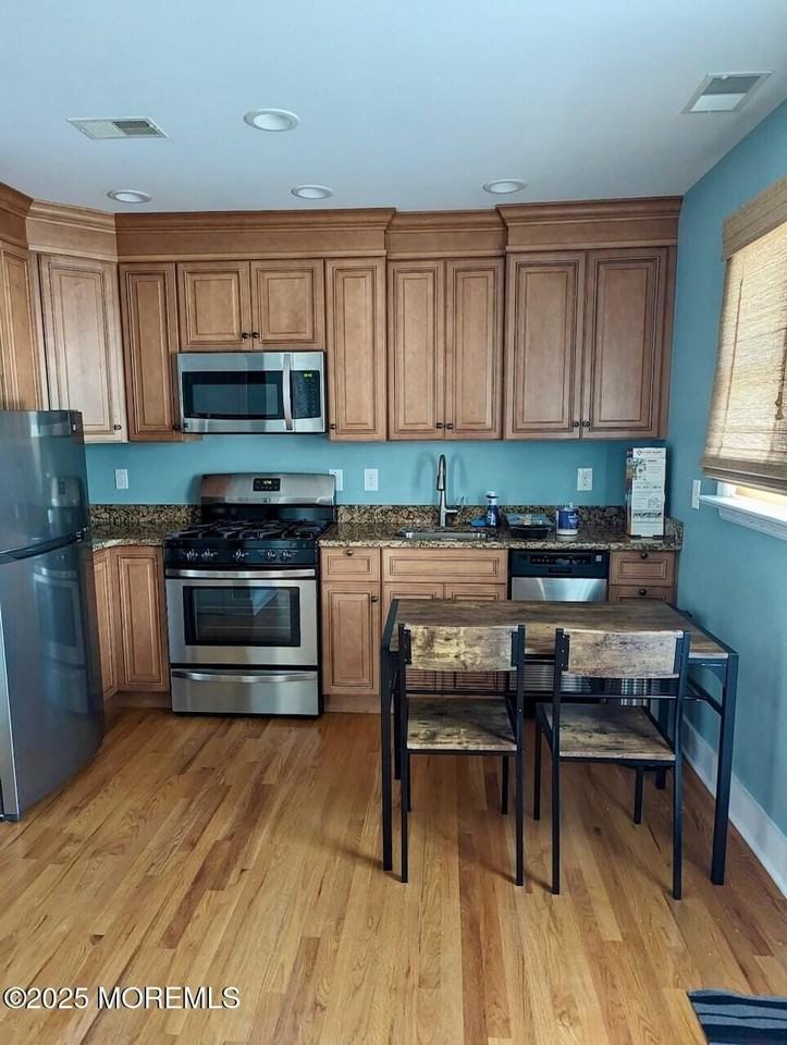 1 Beach Way #A - Photo 5 of 8