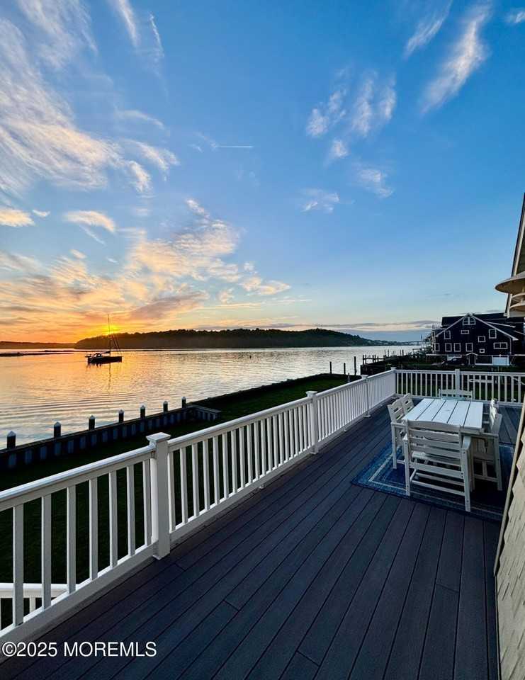 14 Willow Way - Photo 2 of 20