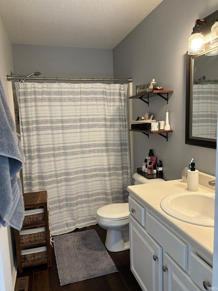 10824 Millstone Dr - Photo 6 of 20