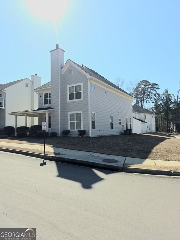 4748 Highpoint Way - Photo 3 of 28