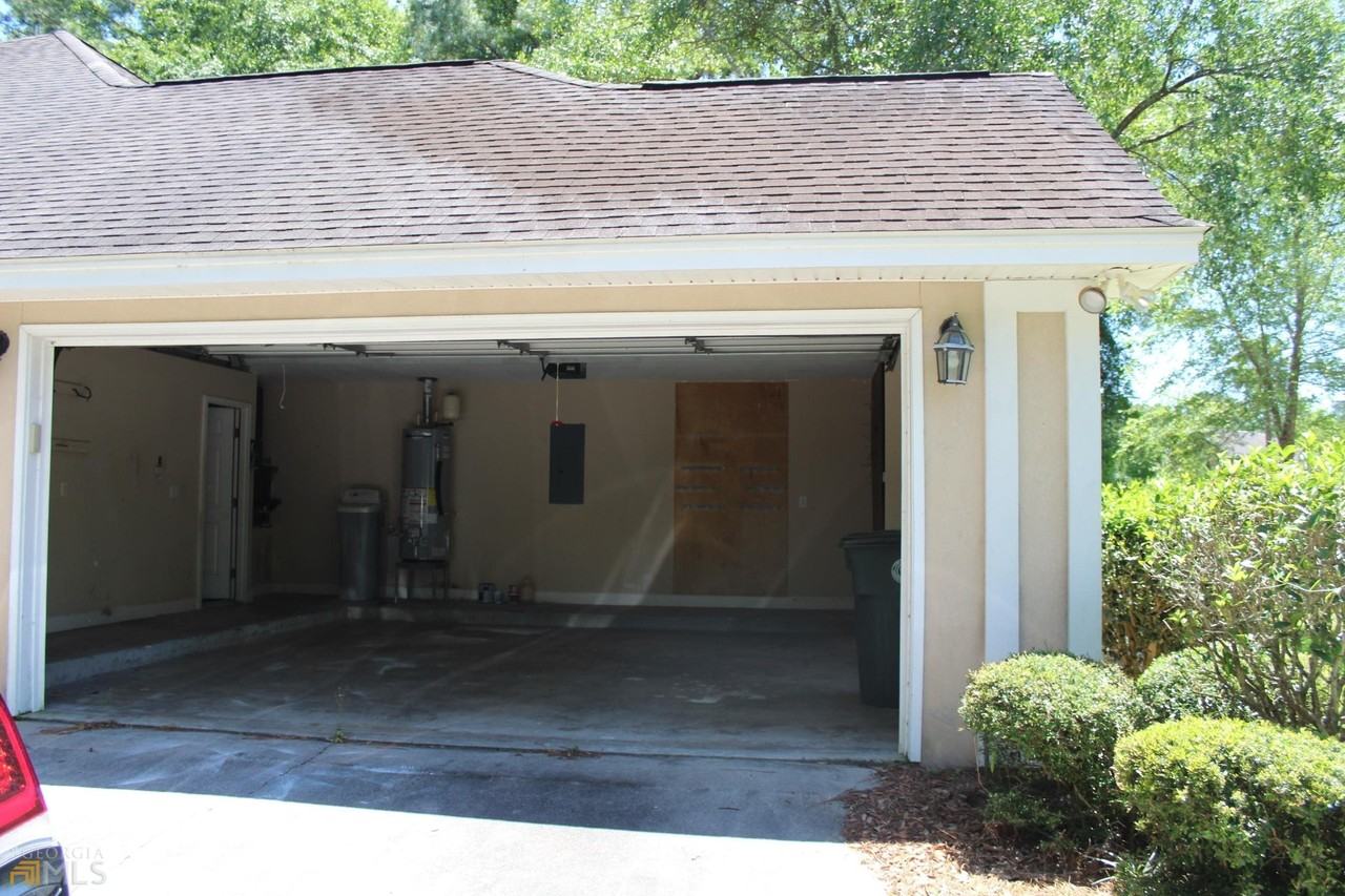 203 Carrington Way - Photo 3 of 50