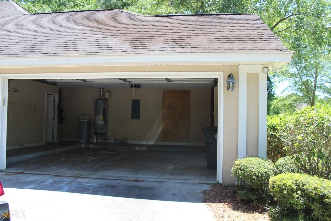 203 Carrington Way - Photo 4 of 50